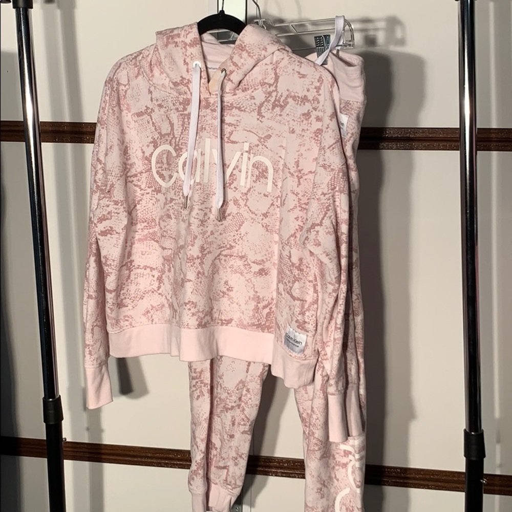 Jogging suit